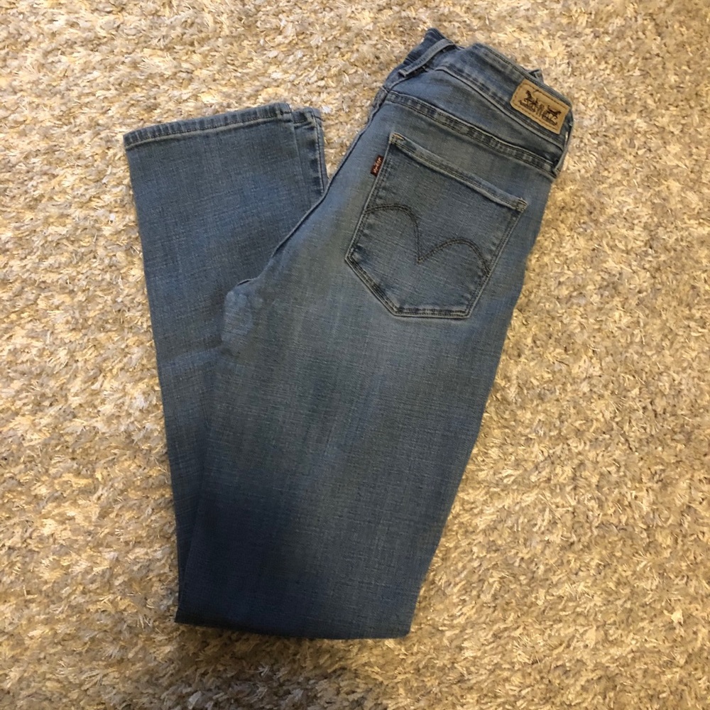 Levi mid rise skinny Jean